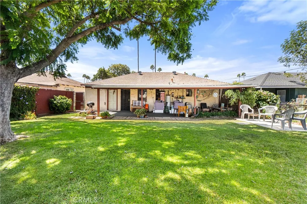 323 E 185th Street Carson, CA 90746