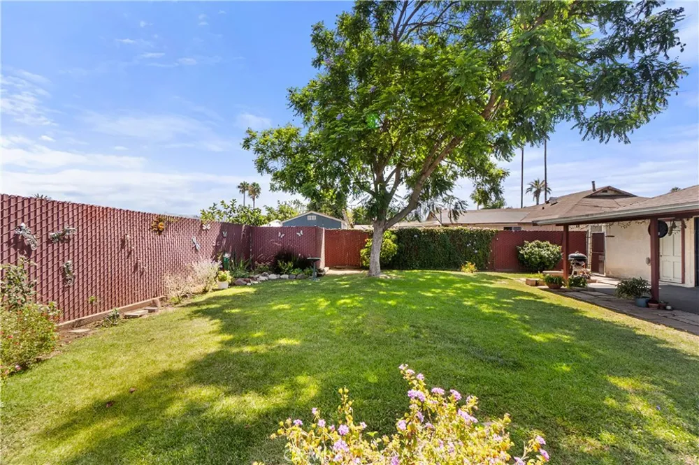 323 E 185th Street Carson, CA 90746