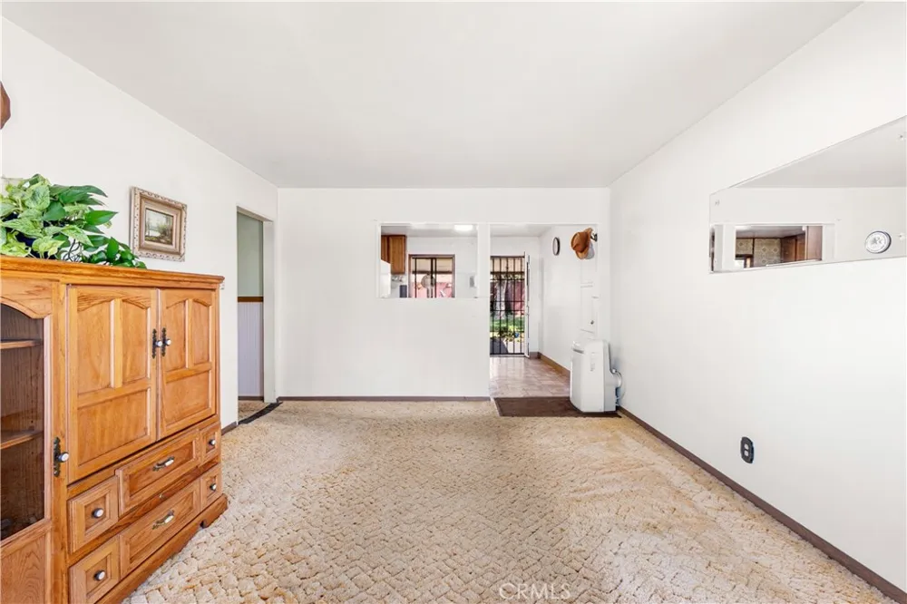 323 E 185th Street Carson, CA 90746