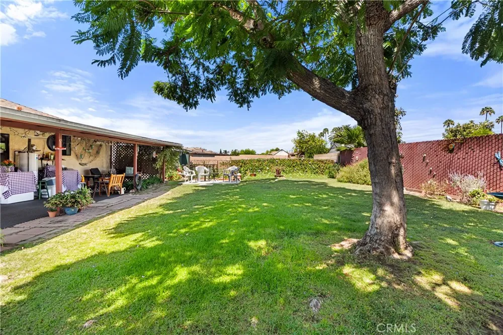 323 E 185th Street Carson, CA 90746