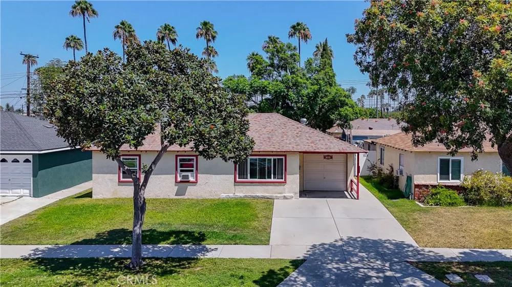 323 E 185th Street Carson, CA 90746
