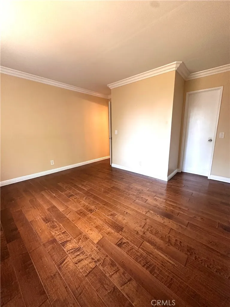 10744 Andy Cerritos, CA 90703