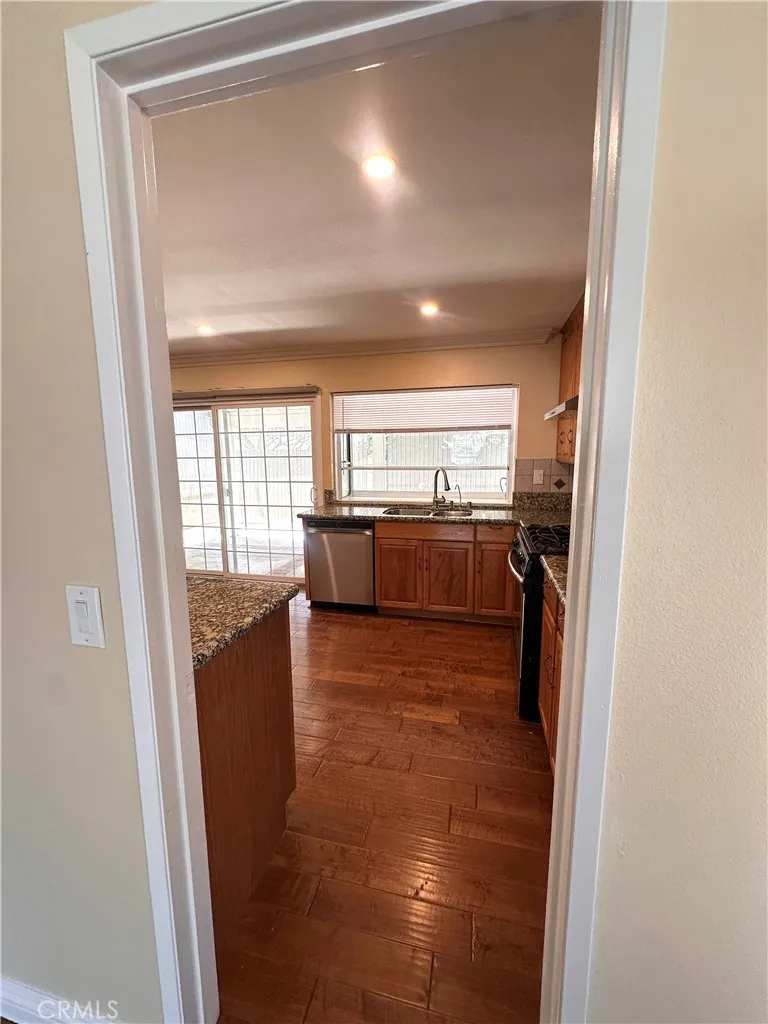10744 Andy Cerritos, CA 90703