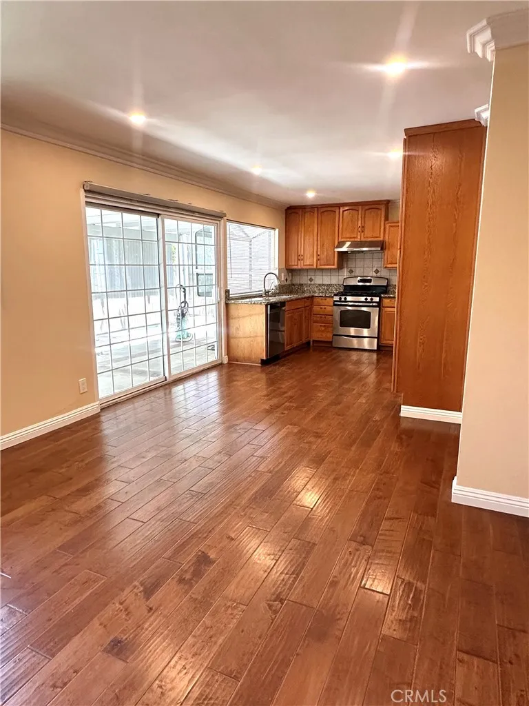10744 Andy Cerritos, CA 90703