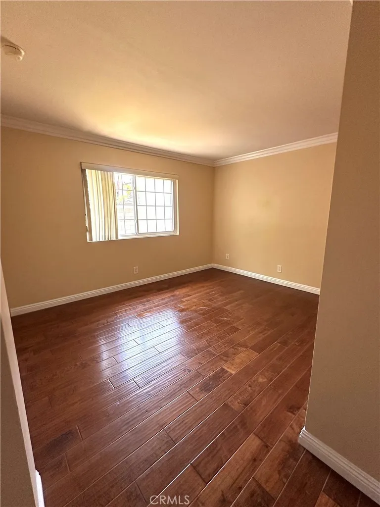 10744 Andy Cerritos, CA 90703
