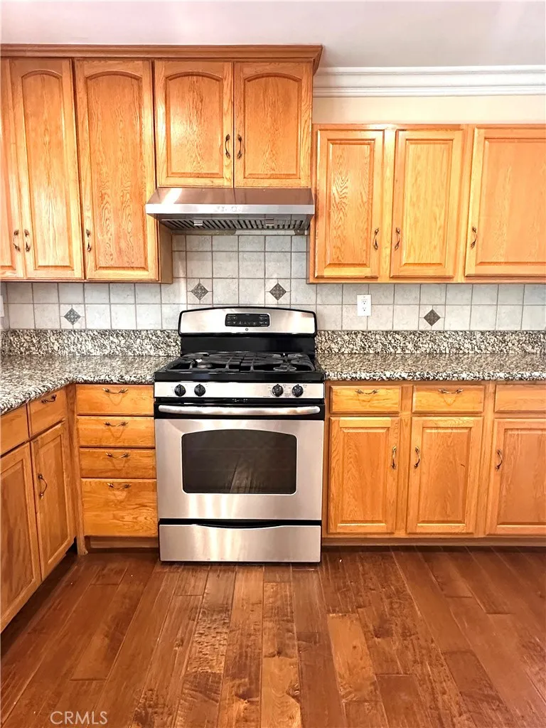 10744 Andy Cerritos, CA 90703
