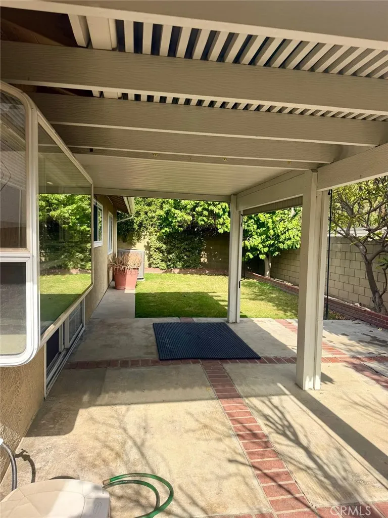 10744 Andy Cerritos, CA 90703