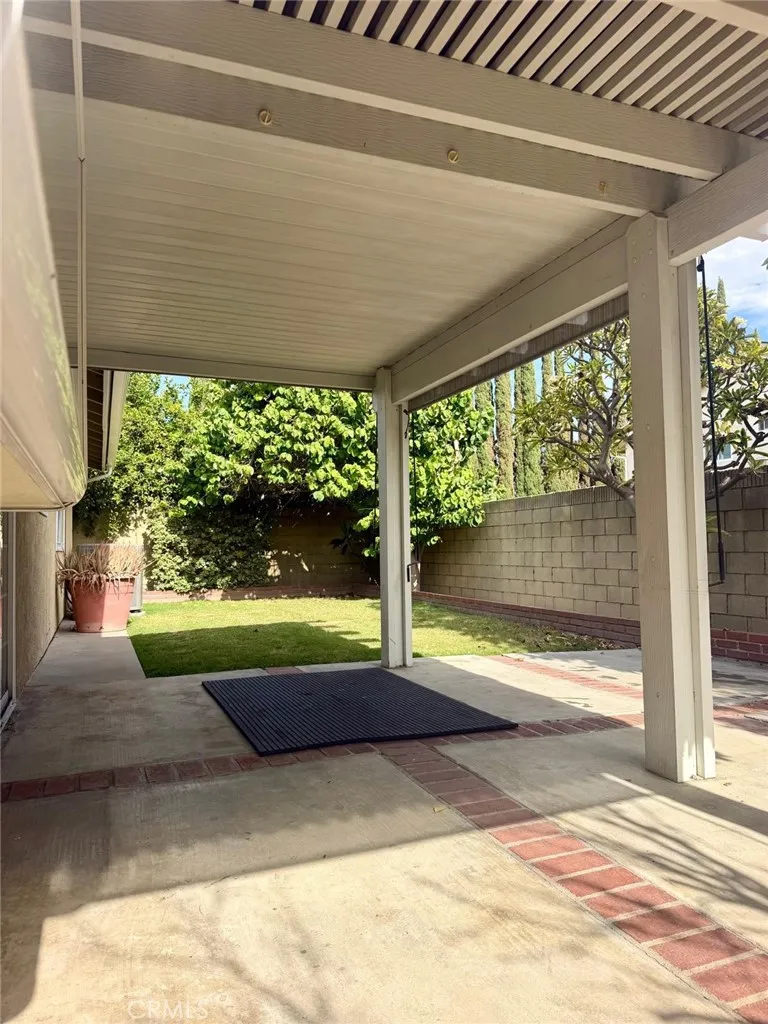 10744 Andy Cerritos, CA 90703