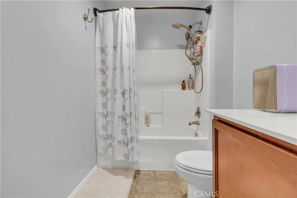 684 Julian Avenue San Jacinto, CA 92582