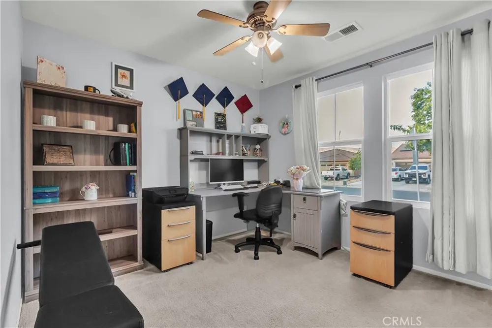 684 Julian Avenue San Jacinto, CA 92582