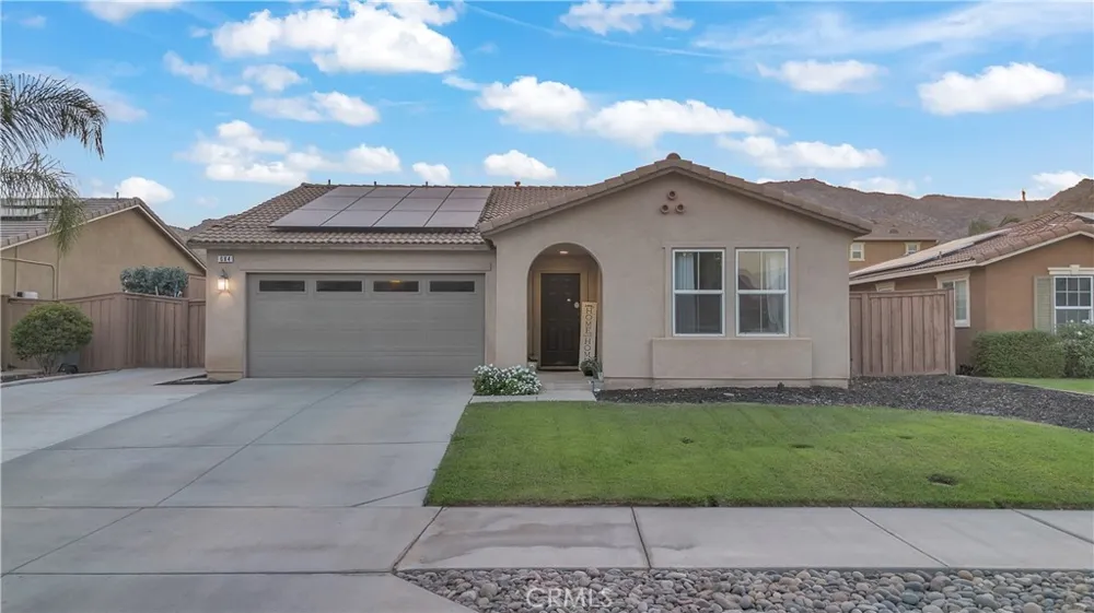 684 Julian Avenue San Jacinto, CA 92582