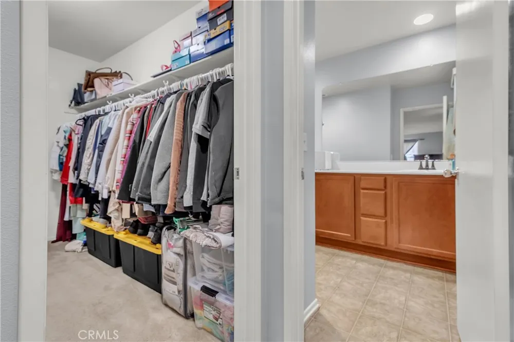 684 Julian Avenue San Jacinto, CA 92582