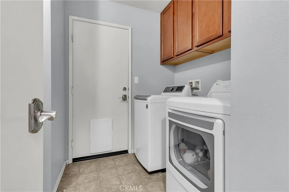 684 Julian Avenue San Jacinto, CA 92582