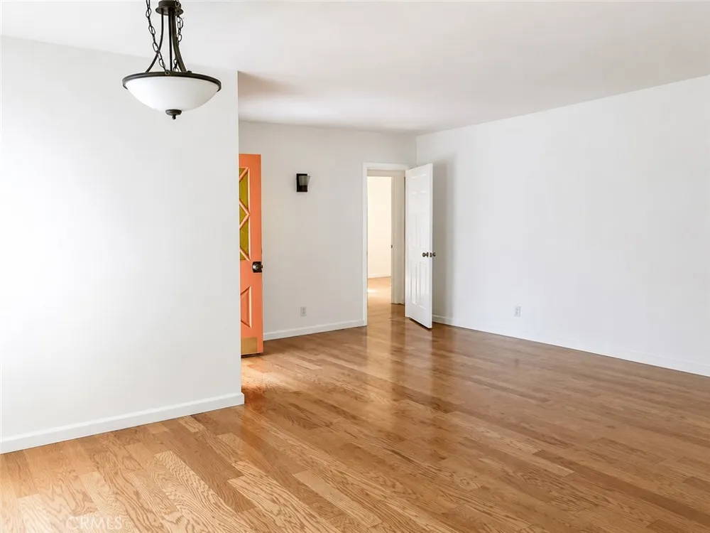 4443 Jasmine Culver City, CA 90232