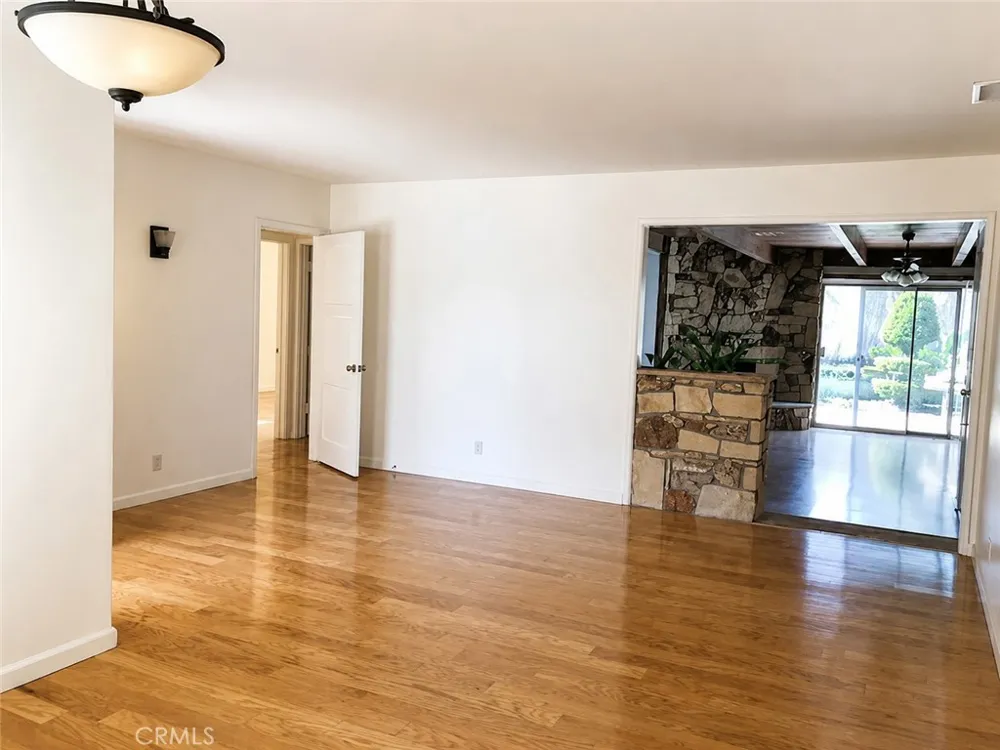 4443 Jasmine Culver City, CA 90232