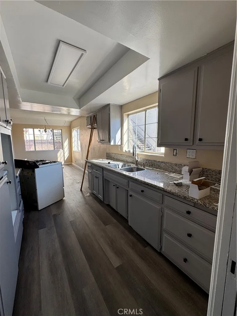 921 Carob Montebello, CA 90640