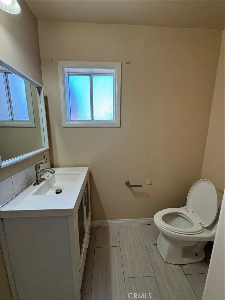921 Carob Montebello, CA 90640