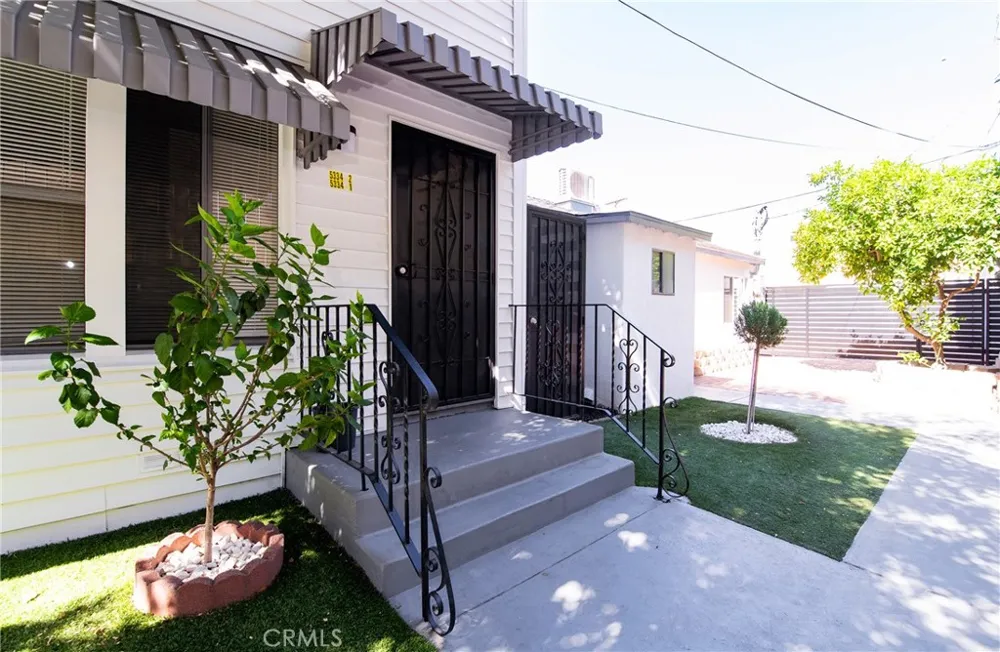 5334 Cleon Avenue North Hollywood, CA 91601