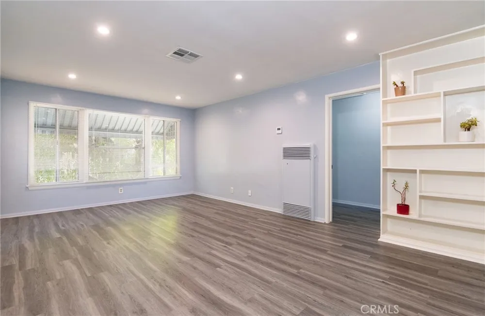 5334 Cleon Avenue North Hollywood, CA 91601