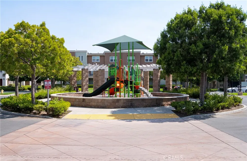 500 Willowbrook Avenue #F1 Compton, CA 90220