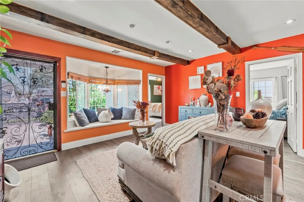 2526 E 220th Carson, CA 90810
