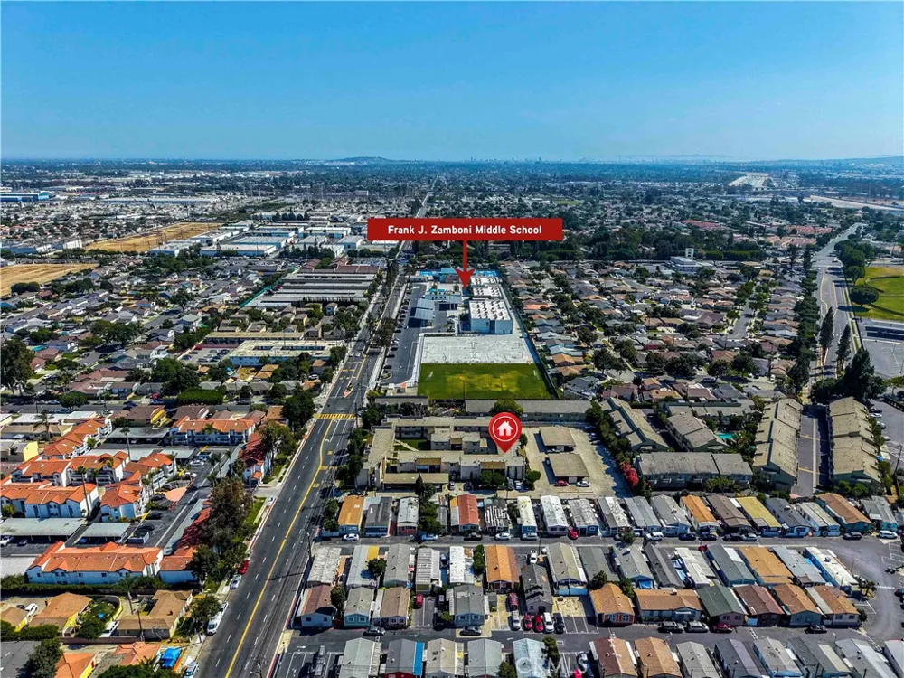 15351 Orange Ave #8 Paramount, CA 90723