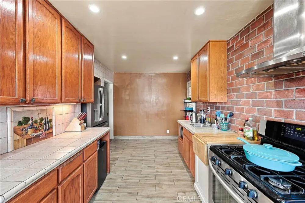 4150 Abbott Road Lynwood, CA 90626