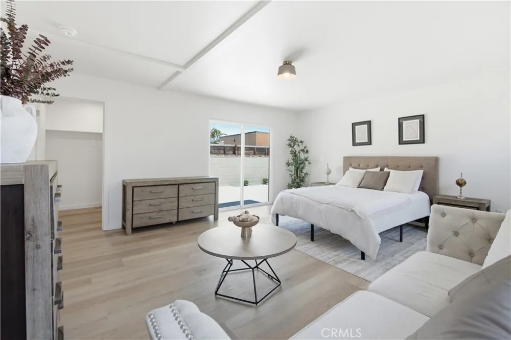 1558 W 214th Street Torrance, CA 90501