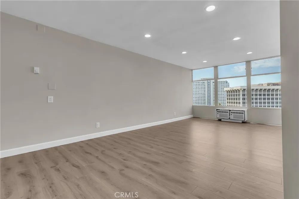 100 Atlantic #1115 Long Beach, CA 90802