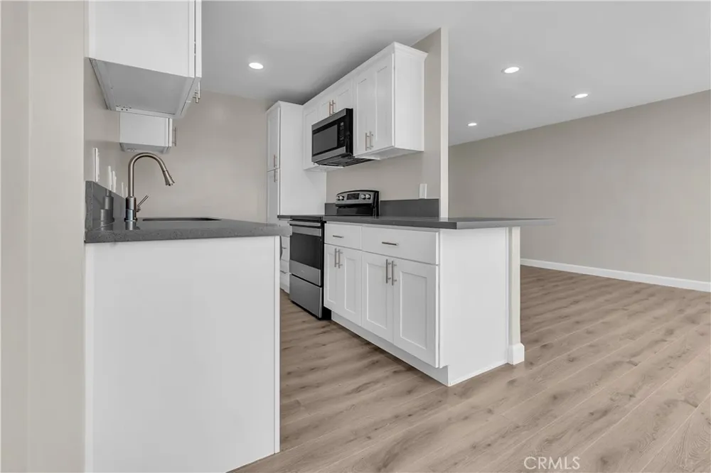 100 Atlantic #1115 Long Beach, CA 90802