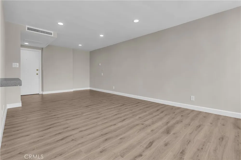 100 Atlantic #1115 Long Beach, CA 90802