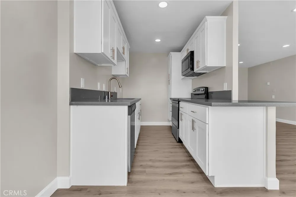 100 Atlantic #1115 Long Beach, CA 90802