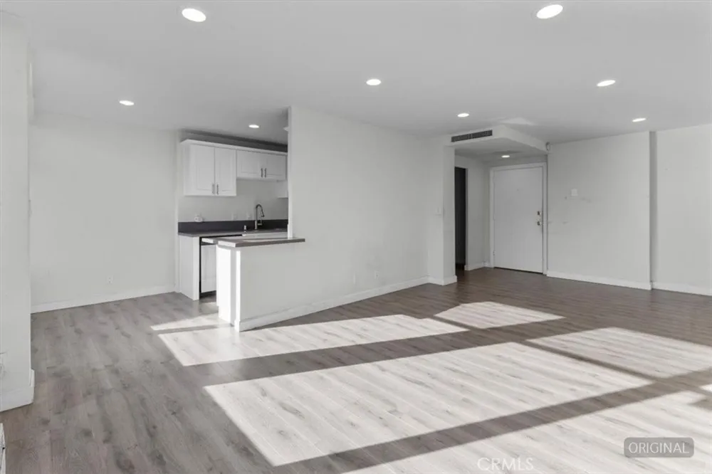 100 Atlantic #1115 Long Beach, CA 90802