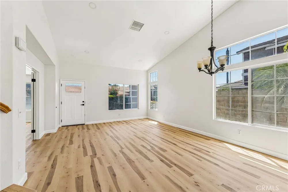 1233 CANTARA ST Colton, CA 92324