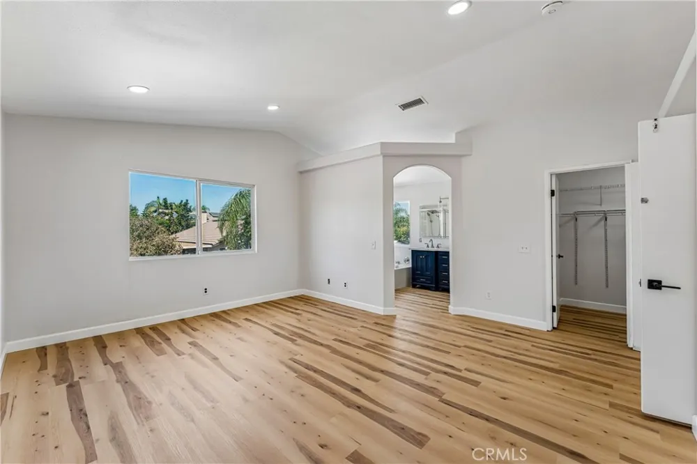 1233 CANTARA ST Colton, CA 92324