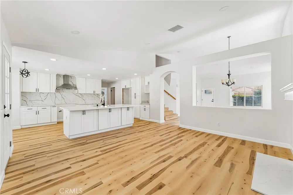 1233 CANTARA ST Colton, CA 92324