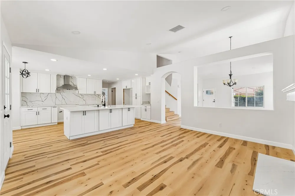 1233 CANTARA ST Colton, CA 92324
