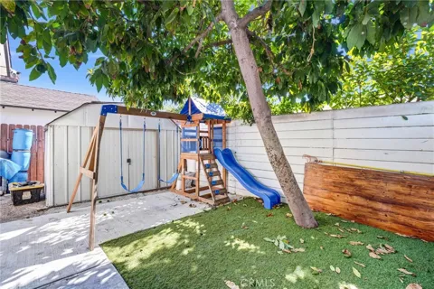 10515 Firmona