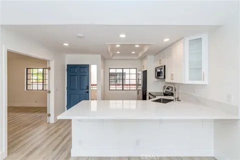 941 W Carson #306
