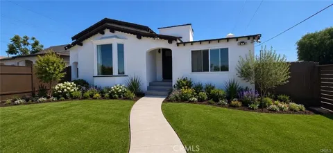 1558 W 105th