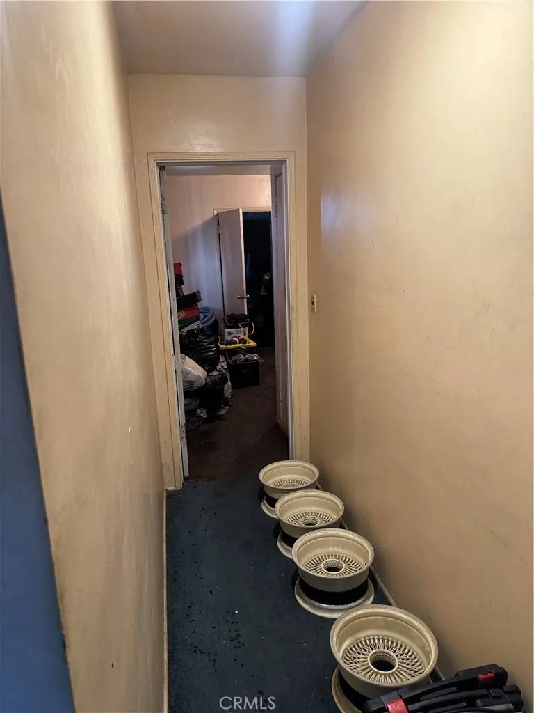 2100 Wilmington Compton, CA 90222