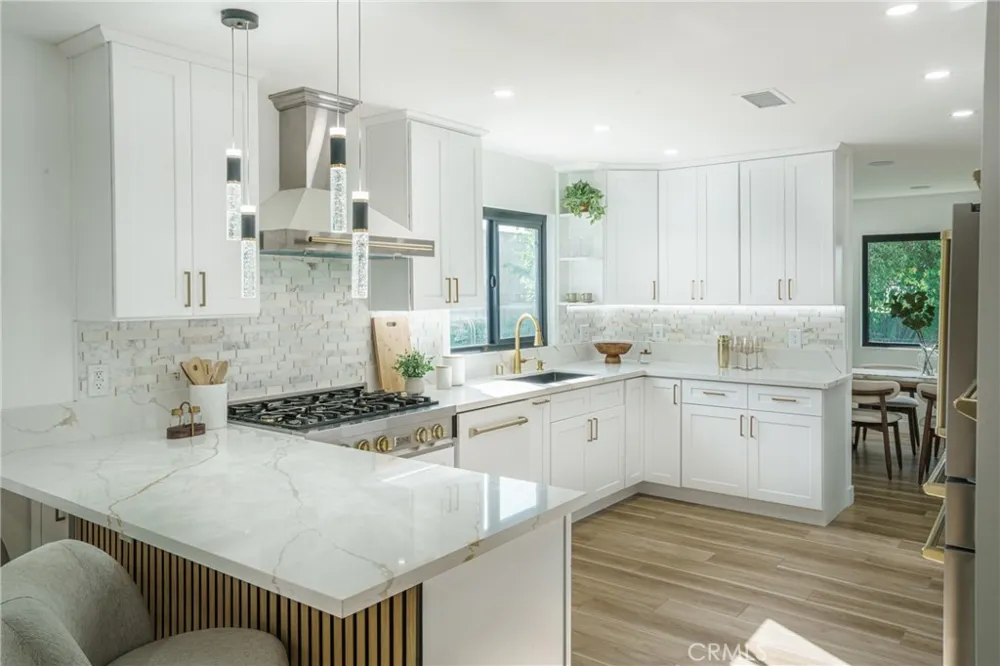 18548 San Gabriel Avenue Cerritos, CA 90703