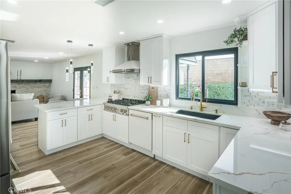 18548 San Gabriel Avenue Cerritos, CA 90703