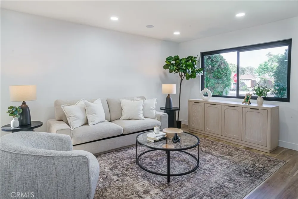 18548 San Gabriel Avenue Cerritos, CA 90703
