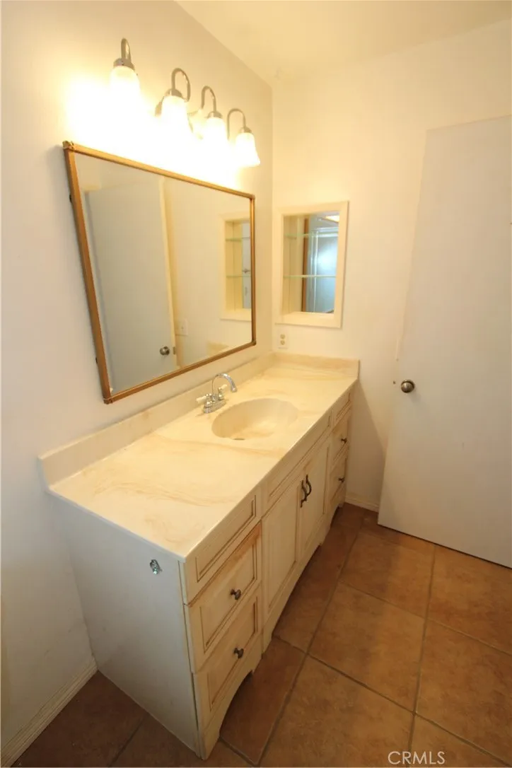2424 S Gaffey San Pedro, CA 90731