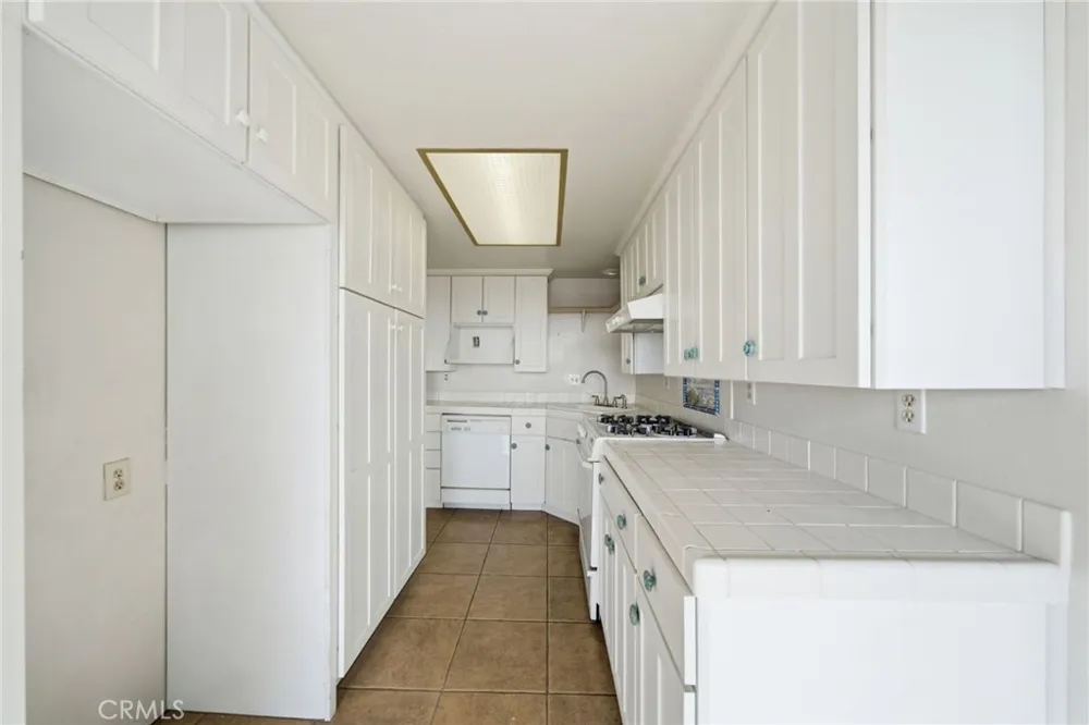 2424 S Gaffey San Pedro, CA 90731