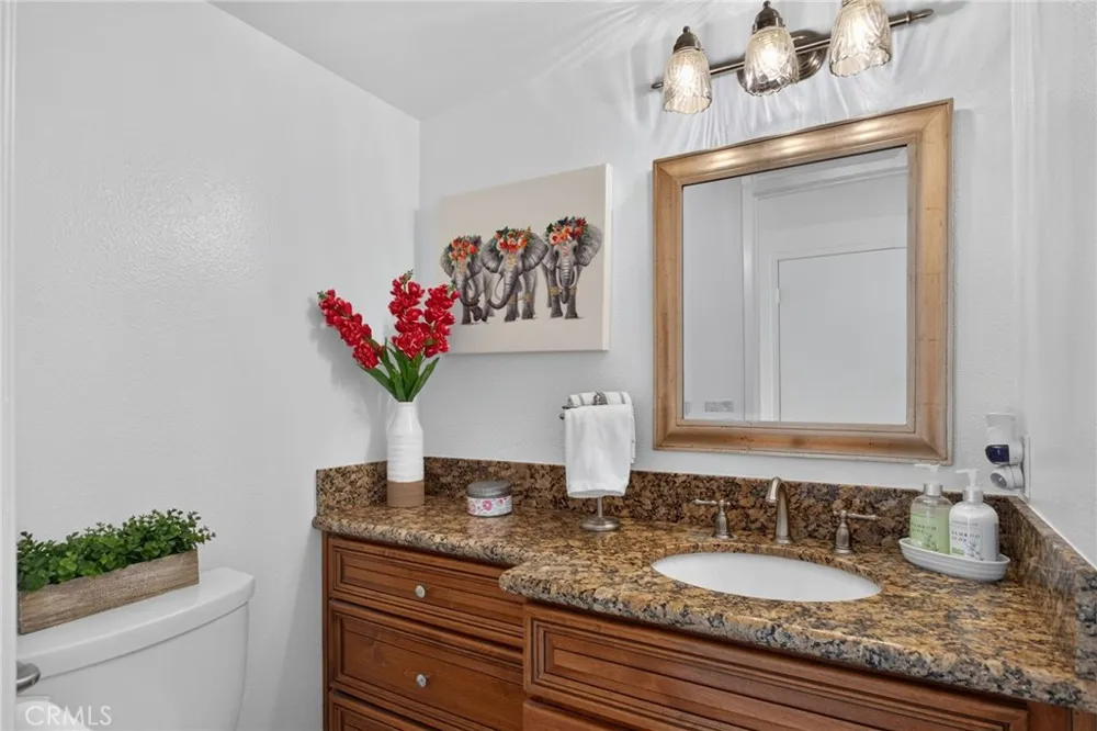 5 Tiger Irvine, CA 92604