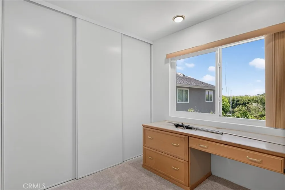 5 Tiger Irvine, CA 92604