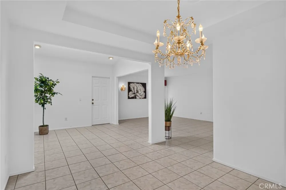 5 Tiger Irvine, CA 92604