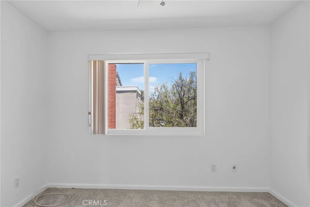 5 Tiger Irvine, CA 92604